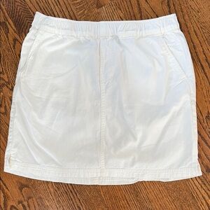 White Casual Skirt